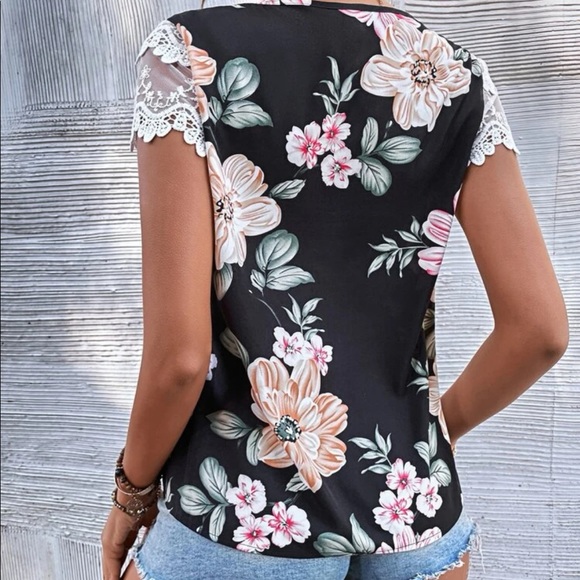 Boho floral print lace trim  blouse - Picture 3 of 6